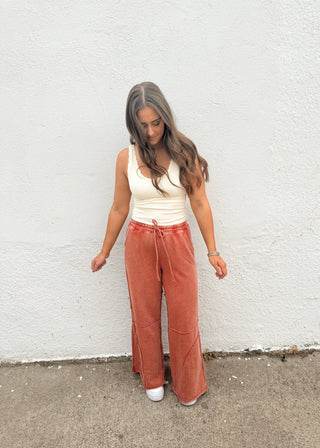 Riley Sweatpants - Rust