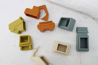 Construction Vehicle Mold Free Silicone Bath Toy Set 