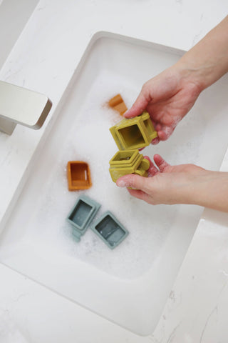 Construction Vehicle Mold Free Silicone Bath Toy Set 