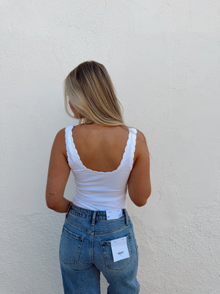 Scalloped Ribbed Tank - White