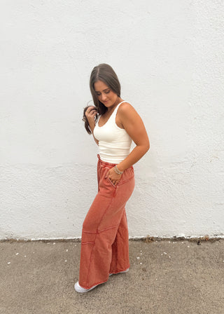 Riley Sweatpants - Rust