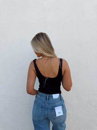 Scalloped Ribbed Tank - Black