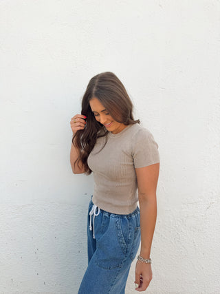Wren Ribbed Knit Tee - Mocha