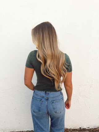 Wren Ribbed Knit Tee - Hunter Green