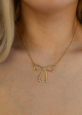 Bella Bow Necklace