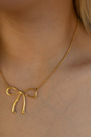 Bella Bow Necklace