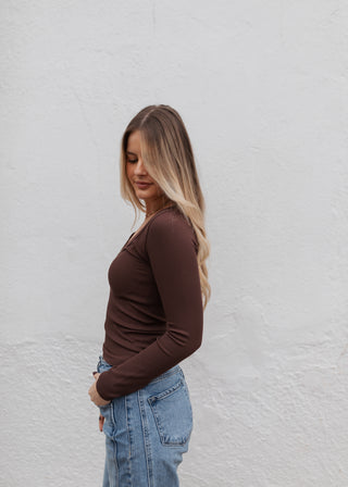 Basic Long Sleeve Ribbed Top - Brown
