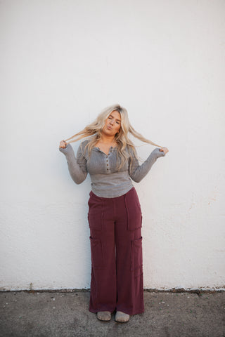 Snoozing Sweatpants - Dark Cherry