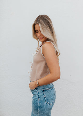 Jones Tie Top