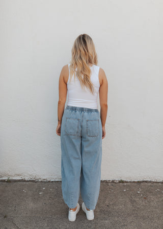 Wrenley Barrel Jeans