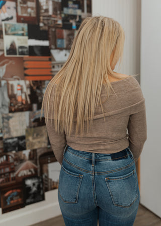 Ashlynn Off Shoulder Top