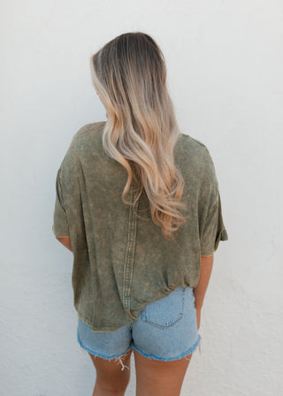 Riley Tee - Light Olive