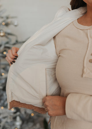 Sophia Reversible Vest - Camel
