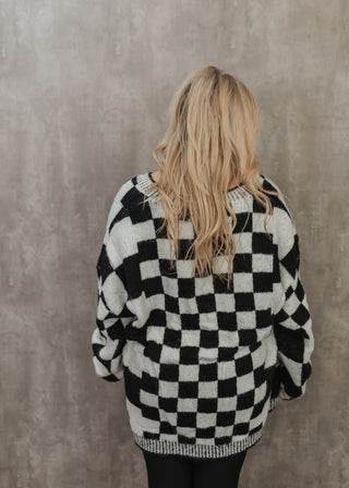 Checking In Cardi - Black