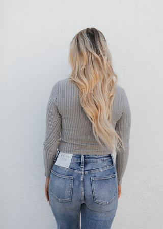 Blakely Button Top - Gray