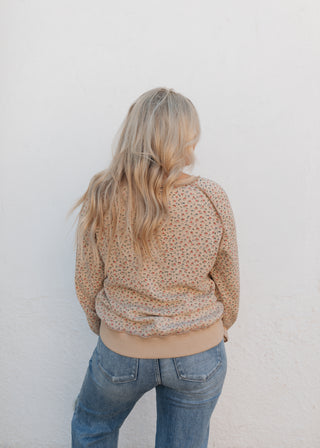 Amber Floral Pullover
