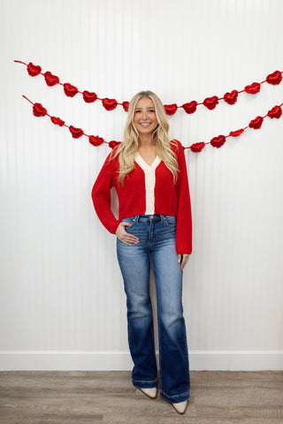 Kiss Kiss Sweater Top