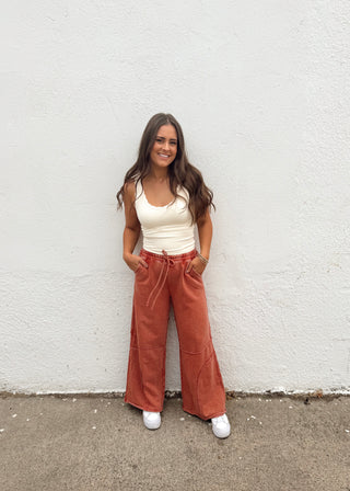 Riley Sweatpants - Rust