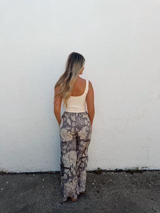 Grayson Floral Pants