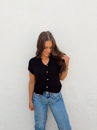 Brady Button Top