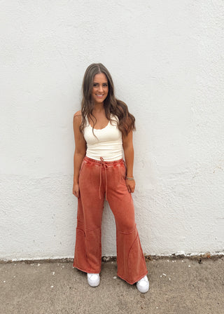 Riley Sweatpants - Rust