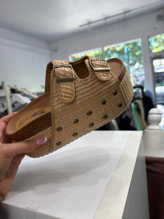 Rebel Platform - Raffia