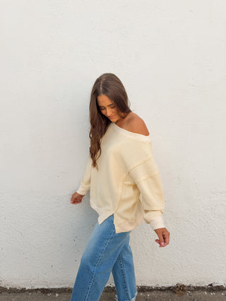 Savannah Pullover - Butter Yellow