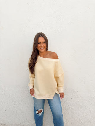 Savannah Pullover - Butter Yellow