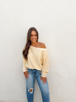 Savannah Pullover - Butter Yellow