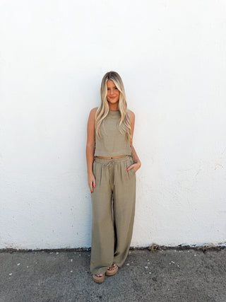 Montgomery Set - Olive