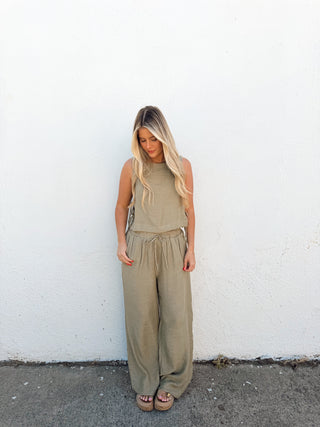 Montgomery Set - Olive
