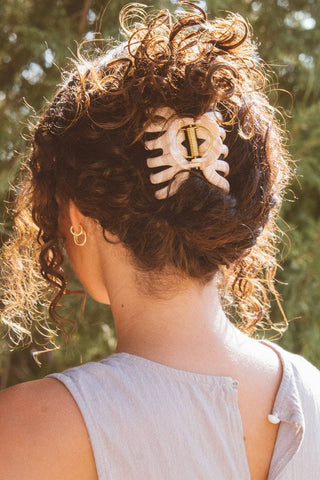 Creamy Latte Claw Clip