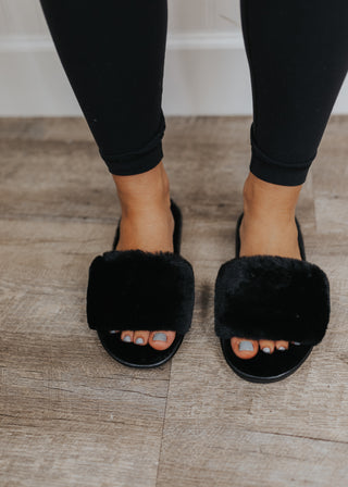 Comfy Furry Slippers - Black