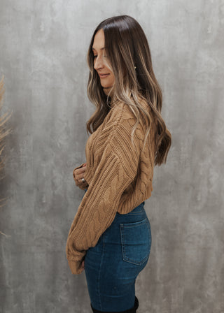 Hannah cropped sweater